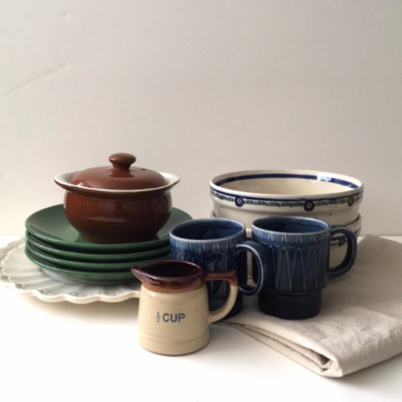 Meet your Poshers, Hannah & Amanda - Picture 2 of 4